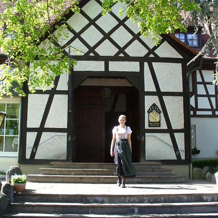 Romantik Hotel Johanniter-Kreuz Иберлинген Экстерьер фото