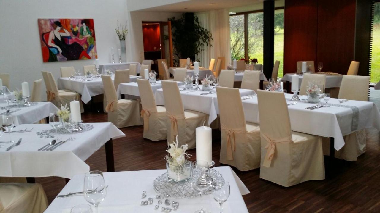 Romantik Hotel Johanniter-Kreuz Иберлинген Экстерьер фото